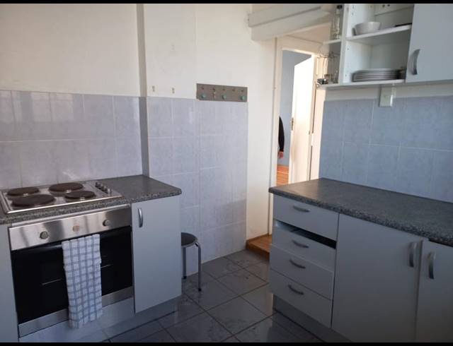 2 BEDROOM APARTMENT FOR SALE IN GLENWOOD